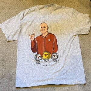 Texas Longhorns Volleyball Men's T-Shirt